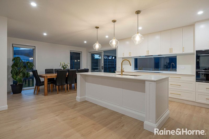 Photo - 43 O'Connor Drive, Kingston TAS 7050 - Image 3