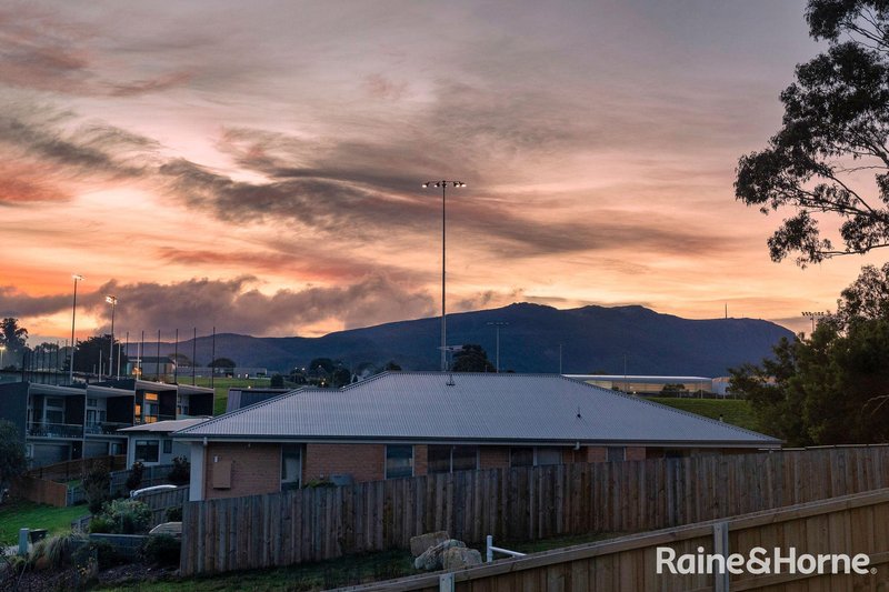Photo - 43 O'Connor Drive, Kingston TAS 7050 - Image 4