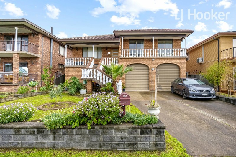 43 Oliveri Cr , Green Valley NSW 2168