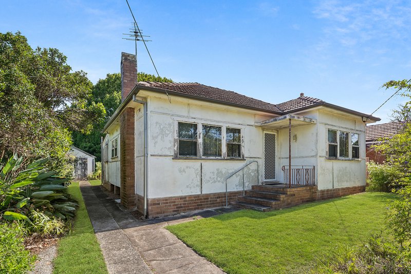 43 Orana Crescent, Peakhurst Heights NSW 2210