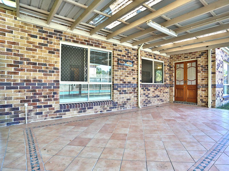 Photo - 43 Oxford Crescent, Bridgeman Downs QLD 4035 - Image 2