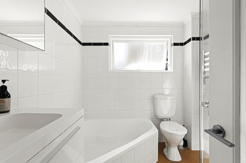 Photo - 4/3 Ozone Street, Cronulla NSW 2230 - Image 5