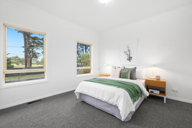 Photo - 43 Park Road, Cheltenham VIC 3192 - Image 10