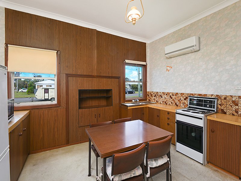 Photo - 43 Pelican Street, Swansea NSW 2281 - Image 5