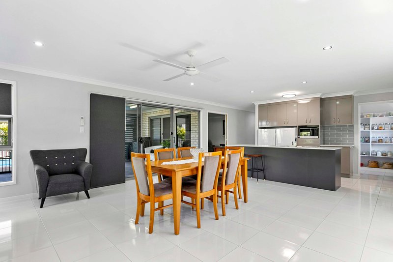 Photo - 43 Philip Street, Howard QLD 4659 - Image 8