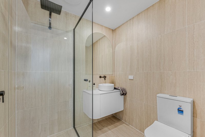 Photo - 43 Pinewood Crescent, Cairnlea VIC 3023 - Image 27