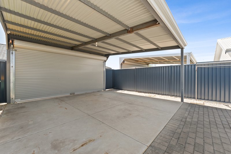 Photo - 43 Pleasantview Parade, Baldivis WA 6171 - Image 24