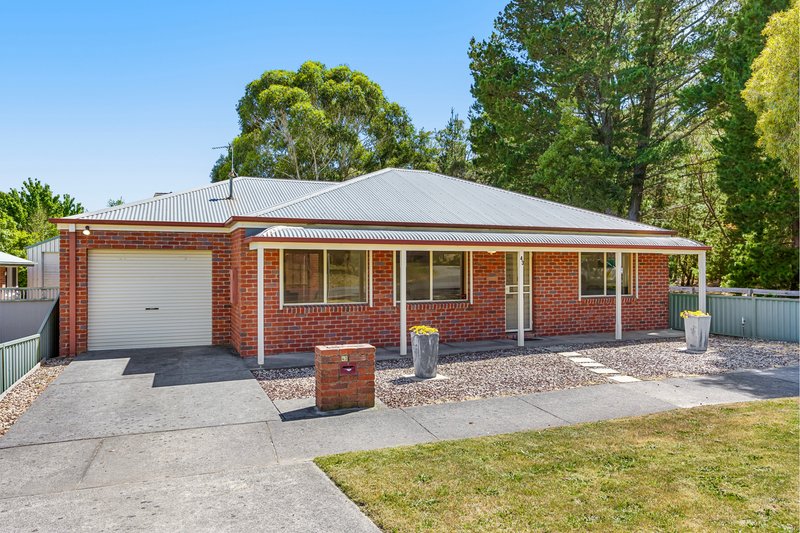 43 Recreation Road, Mount Clear VIC 3350