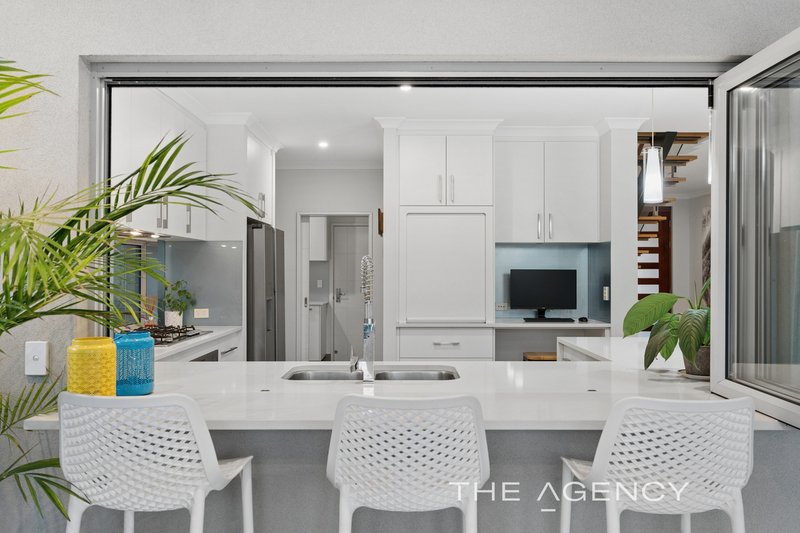 Photo - 43 Redheart Road, Carramar WA 6031 - Image 10