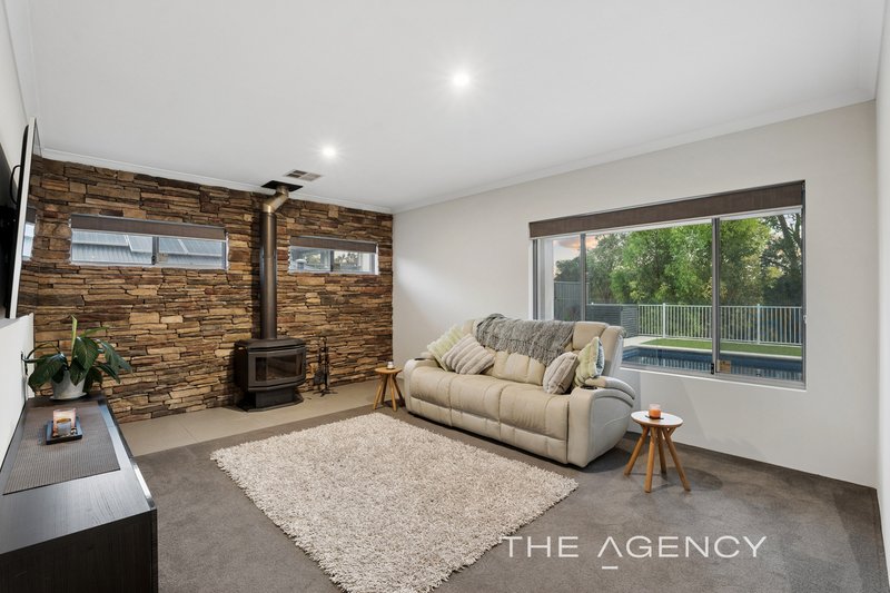 Photo - 43 Redheart Road, Carramar WA 6031 - Image 21