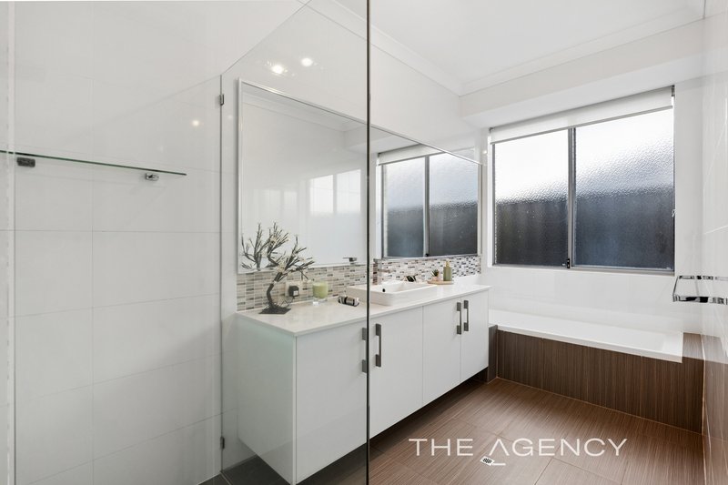 Photo - 43 Redheart Road, Carramar WA 6031 - Image 33