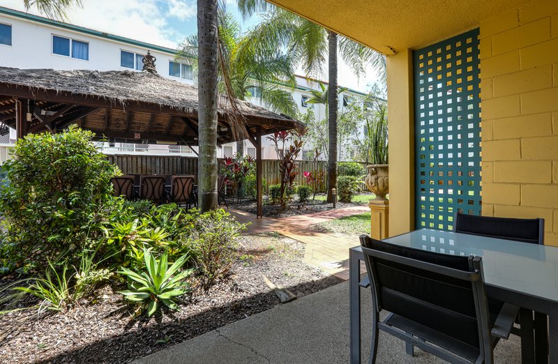 Photo - 4/3 Redondo Avenue, Miami QLD 4220 - Image 9