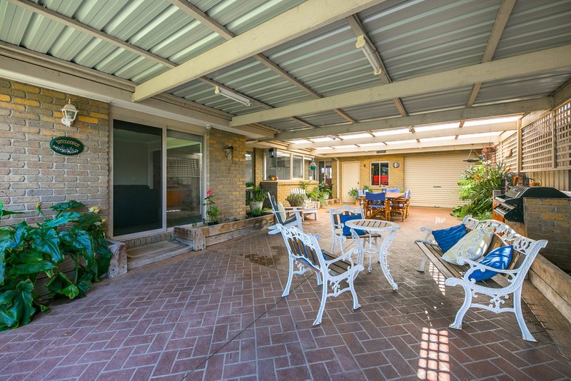 Photo - 43 Reghon Drive, Sunbury VIC 3429 - Image 12