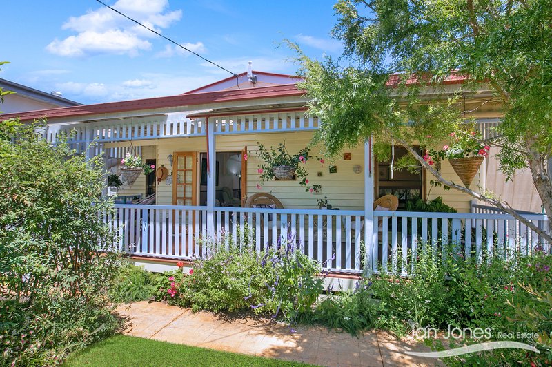 Photo - 43 Robertson Ave , Margate QLD 4019 - Image 2