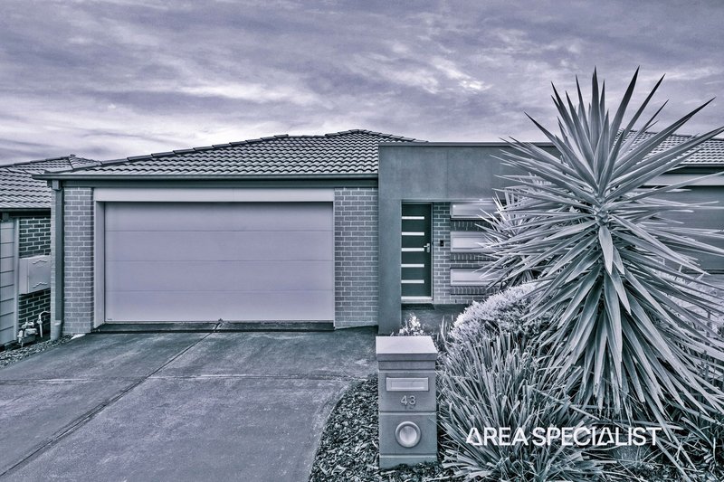 43 Rockford Street, Pakenham VIC 3810