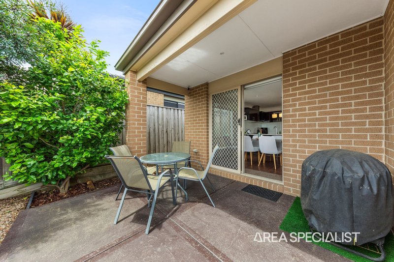 Photo - 43 Rockford Street, Pakenham VIC 3810 - Image 15