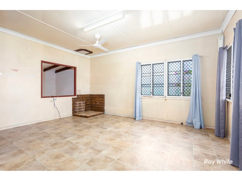 Photo - 43 Rockhampton Road, Yeppoon QLD 4703 - Image 3