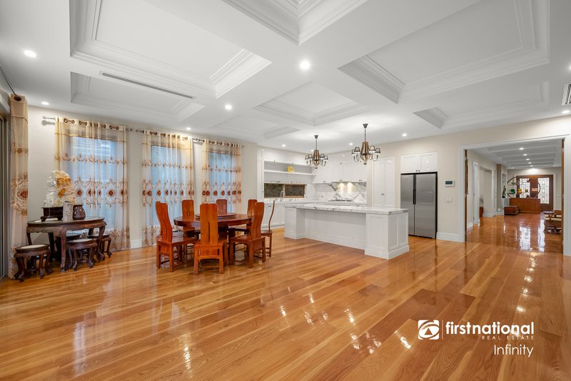 Photo - 43 Rose Avenue, Glen Waverley VIC 3150 - Image 5