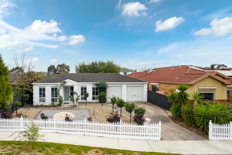 43 Salween Crescent, Roxburgh Park VIC 3064