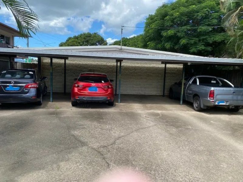 Photo - 4/3 Sandown Close, Woree QLD 4868 - Image 1