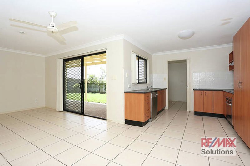 Photo - 43 Schofield Circuit, Caboolture QLD 4510 - Image 2