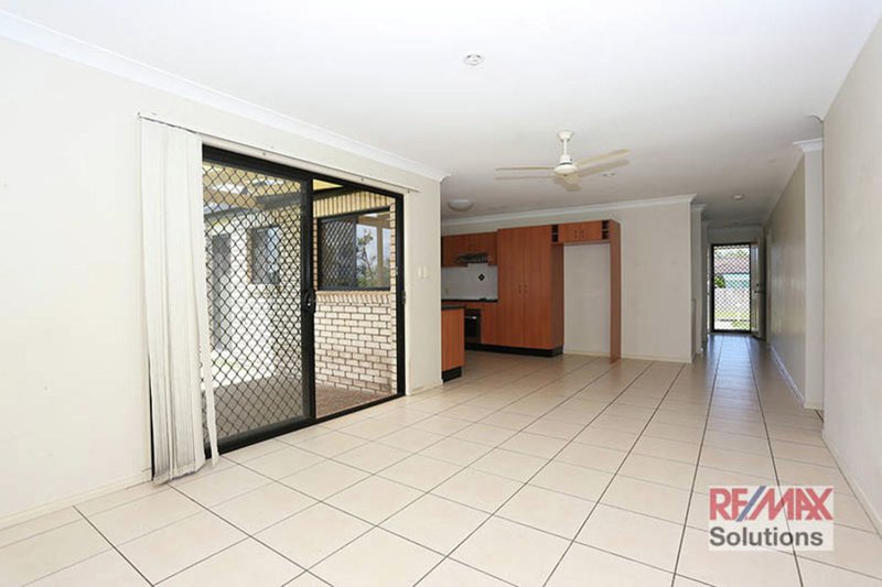 Photo - 43 Schofield Circuit, Caboolture QLD 4510 - Image 3