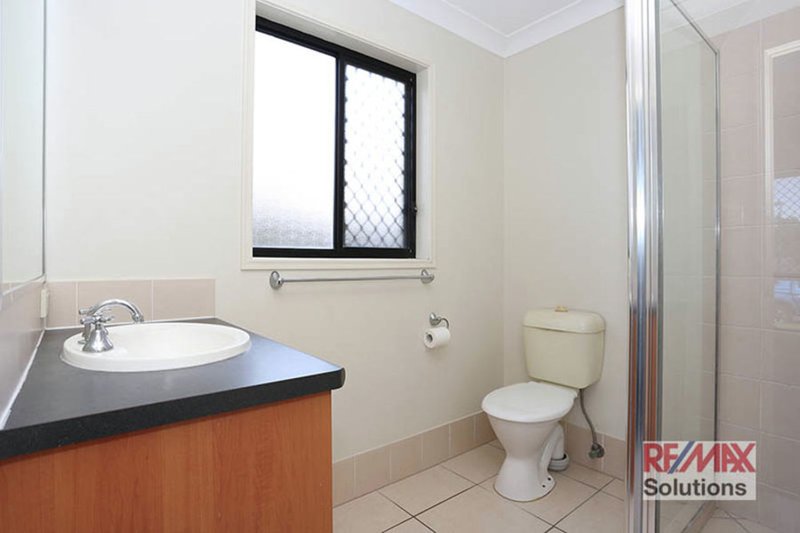 Photo - 43 Schofield Circuit, Caboolture QLD 4510 - Image 6