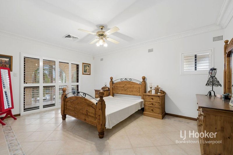 Photo - 43 Selway Avenue, Moorebank NSW 2170 - Image 12
