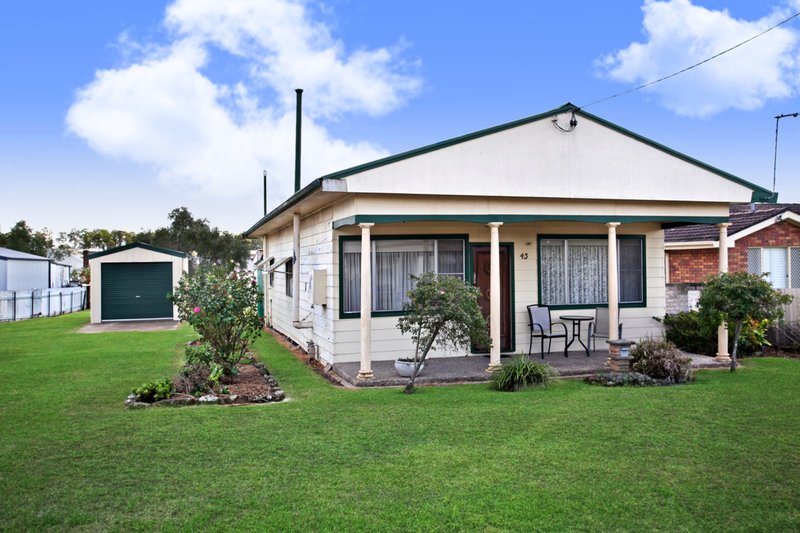 43 Seventh Street, Weston NSW 2326