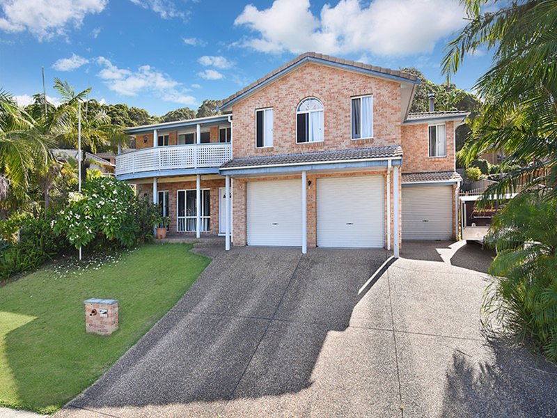 43 Silky Oak Dr , Caves Beach NSW 2281