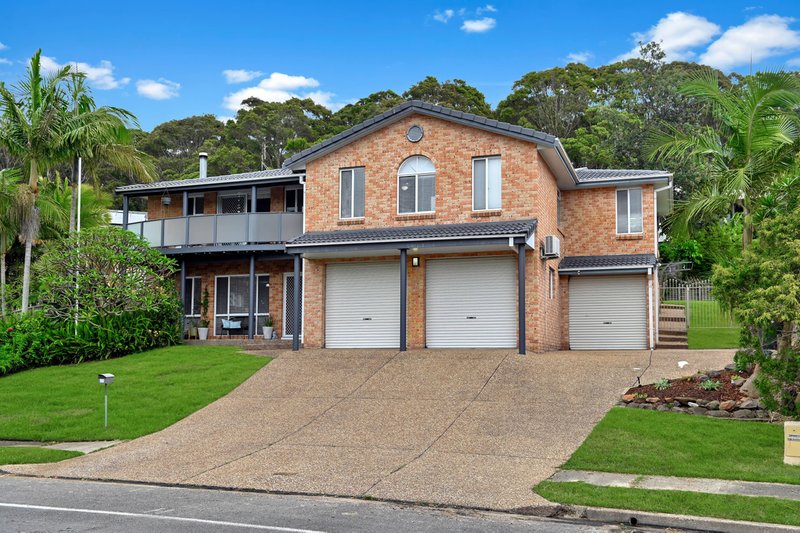 43 Silky Oak Drive, Caves Beach NSW 2281