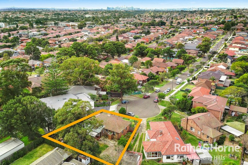 43 Simmons Road, Kingsgrove NSW 2208