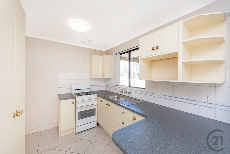 Photo - 43 Skottowe Parkway, Parmelia WA 6167 - Image 3