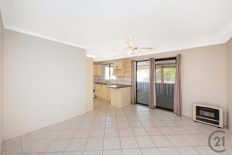 Photo - 43 Skottowe Parkway, Parmelia WA 6167 - Image 6