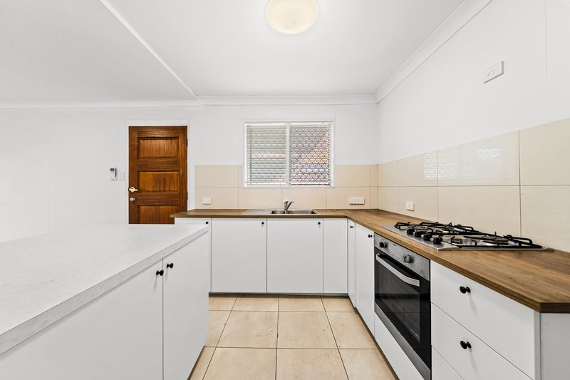 Photo - 43 Smith Road, Woodridge QLD 4114 - Image 5
