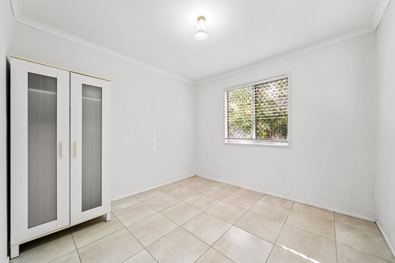 Photo - 43 Smith Road, Woodridge QLD 4114 - Image 8
