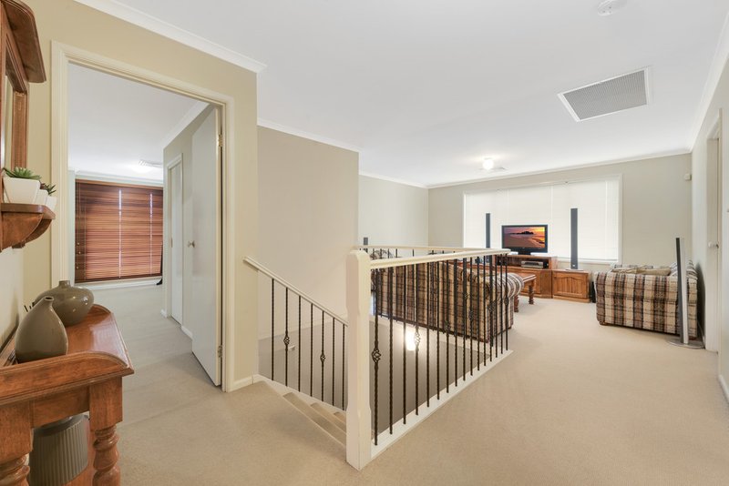 Photo - 43 St Andrews Drive, Glenmore Park NSW 2745 - Image 6