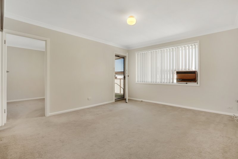 Photo - 4/3 St Lukes Avenue, Brownsville NSW 2530 - Image 4