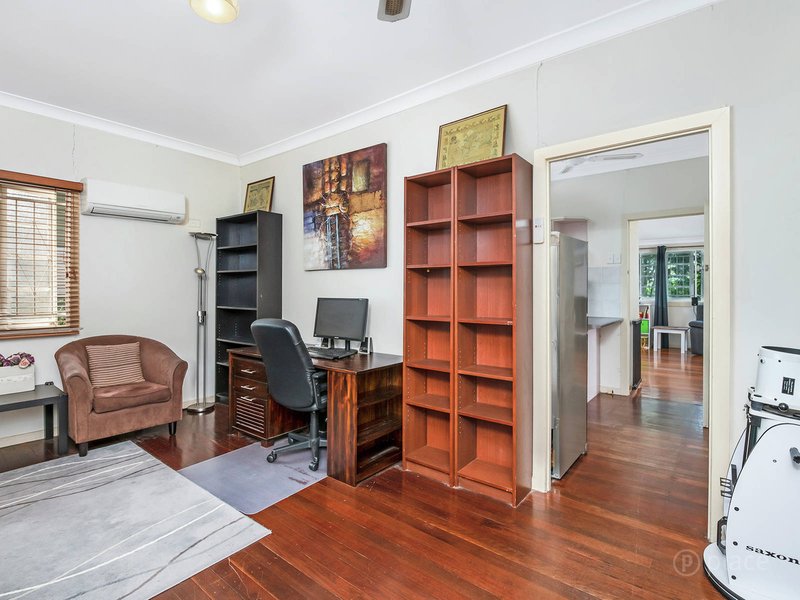 Photo - 43 Stephenson Street, Oxley QLD 4075 - Image 10