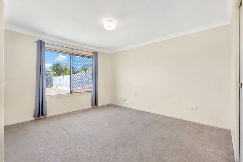 Photo - 43 Streamview Crescent, Springfield QLD 4300 - Image 6