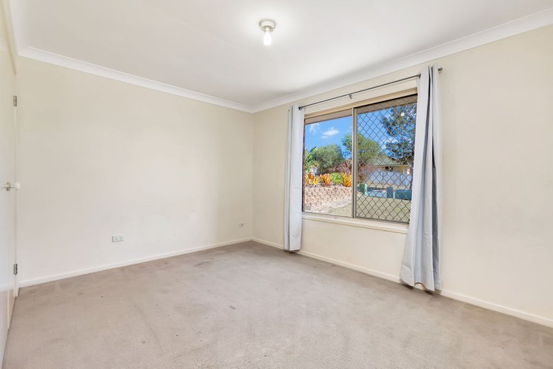 Photo - 43 Streamview Crescent, Springfield QLD 4300 - Image 10