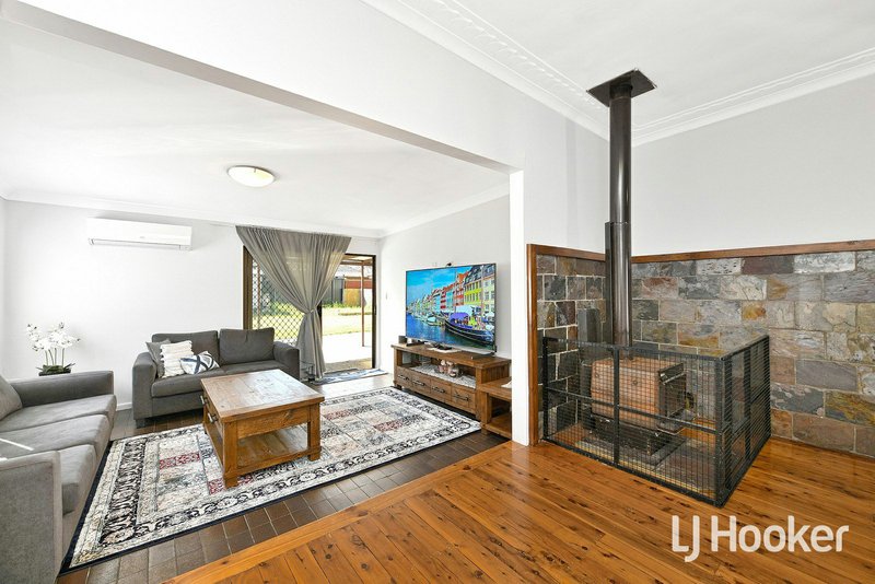 Photo - 43 Strickland Street, Bass Hill NSW 2197 - Image 3