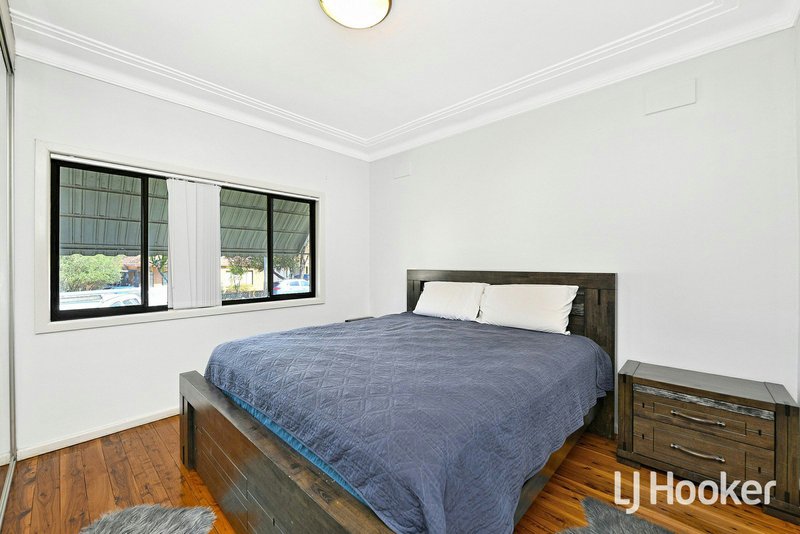 Photo - 43 Strickland Street, Bass Hill NSW 2197 - Image 5