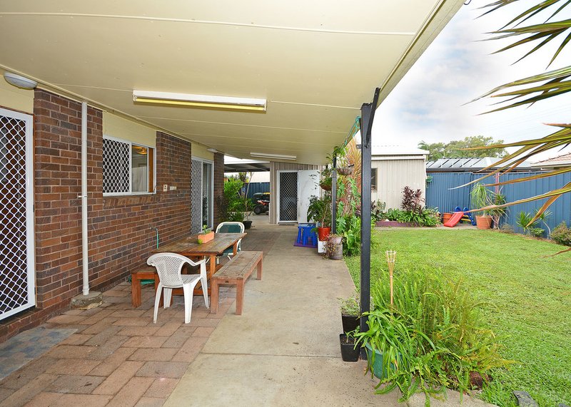 Photo - 43 Sunset Crescent, Torquay QLD 4655 - Image 15