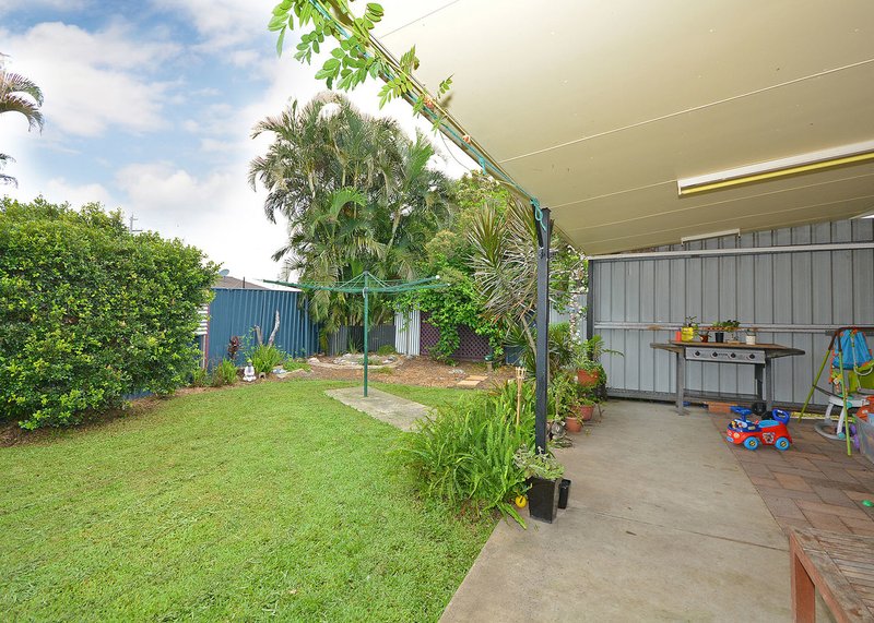 Photo - 43 Sunset Crescent, Torquay QLD 4655 - Image 16