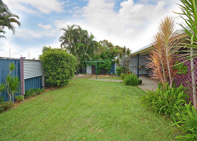 Photo - 43 Sunset Crescent, Torquay QLD 4655 - Image 17