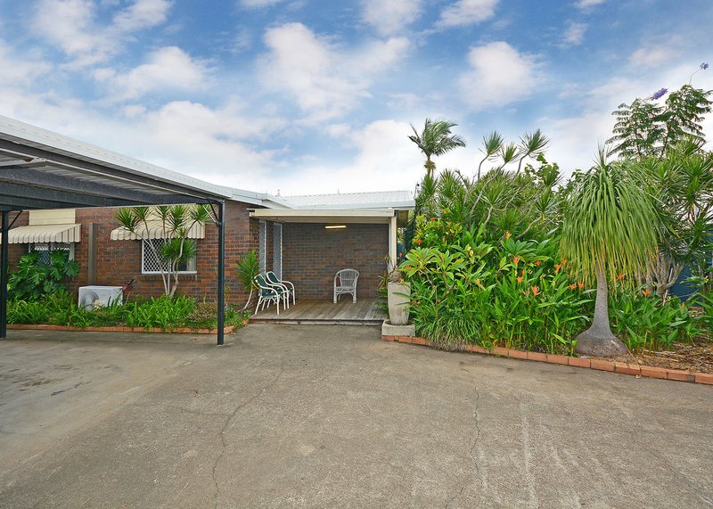 Photo - 43 Sunset Crescent, Torquay QLD 4655 - Image 19