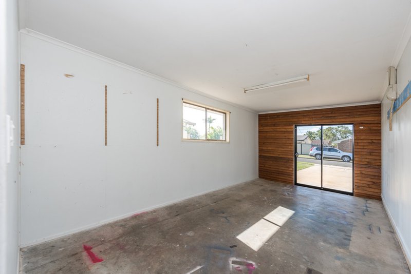 Photo - 43 Sunset Drive, Thabeban QLD 4670 - Image 8