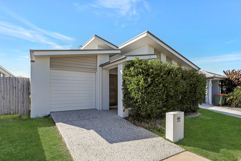 Photo - 43 Sunshine Crescent, Caloundra West QLD 4551 - Image 1
