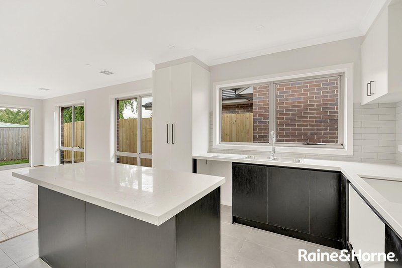 Photo - 4/3 Sutton Street, Riddells Creek VIC 3431 - Image 5